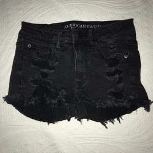 Black American Eagle Shorts w Lace pockets